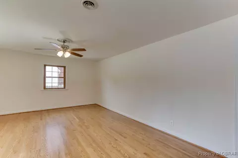 1421 Todds Ln, Hampton, VA 23666 photo 6