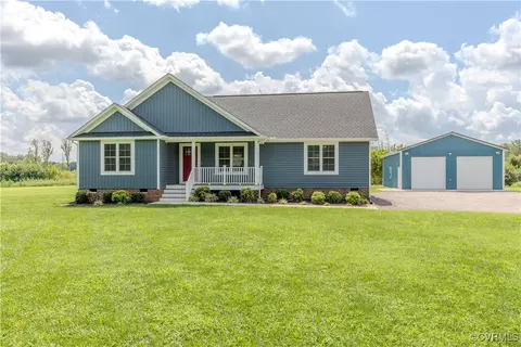 7355 Thweatt Dr, Disputanta, VA 23842