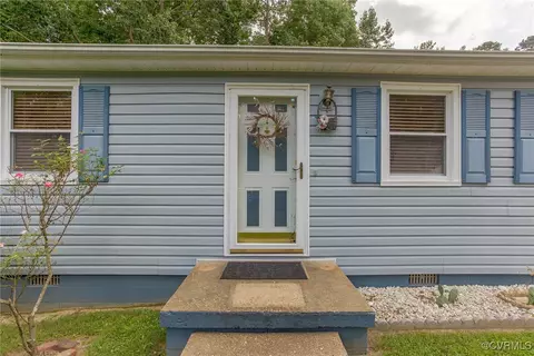 3598 Creekwood Dr, Hopewell, VA 23860