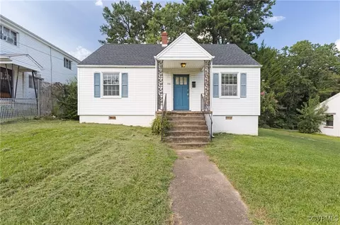 725 Jefferson Pl, Petersburg, VA 23803