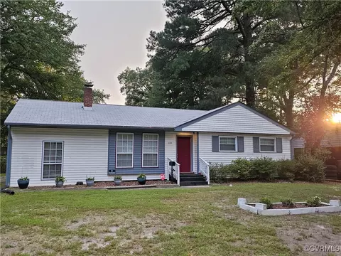 2034 Bishop St, Petersburg, VA 23805