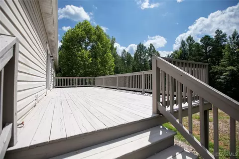 Exterior - 2800 Springfield Rd, Meherrin, VA 23954 photo 5 of 8
