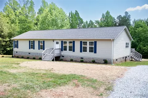 Exterior - 2800 Springfield Rd, Meherrin, VA 23954 photo 2 of 8