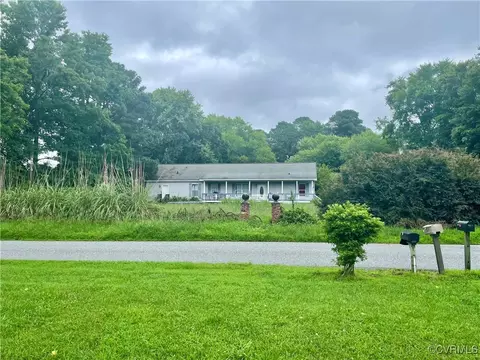 7555 Willis Rd, Gloucester, VA 23061 photo 1