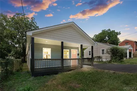 1328 Baylors Ln, Petersburg, VA 23803