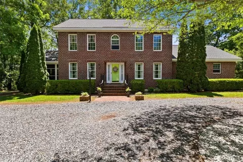 1213 Melrose Lndg, Little Plymouth, VA 23091