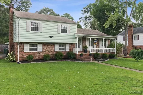 9326 Three Chopt Rd, Richmond, VA 23229