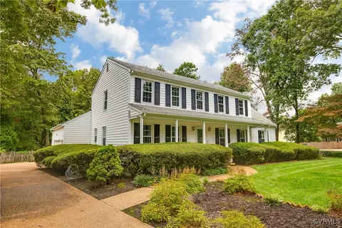 2360 Castlestone Rd, Midlothian, VA 23113 photo 3