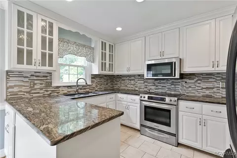 2360 Castlestone Rd, Midlothian, VA 23113 photo 11