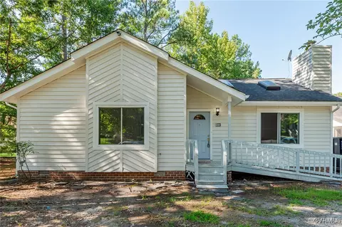 10711 Poachers Ct, Chesterfield, VA 23832