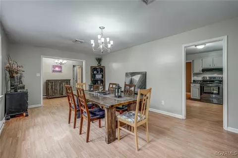 Dining - 2811 Mcmanaway Dr, Midlothian, VA 23112 photo 2 of 2
