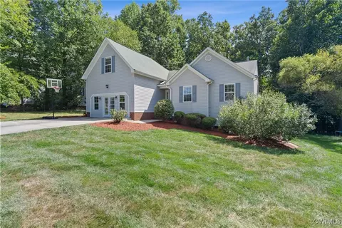 7812 Hancock Farm Ln, Chesterfield, VA 23832