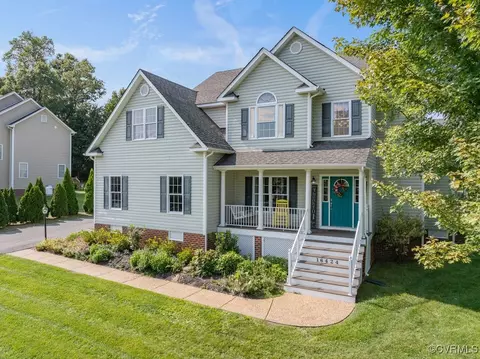 16424 Otterdale Pointe Dr, Moseley, VA 23120