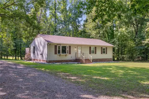 8944 Osborne Tpke, Henrico, VA 23231