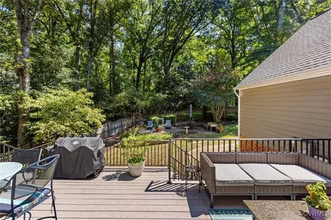 Exterior - 10251 Apache Rd, Richmond, VA 23235 photo 5 of 8