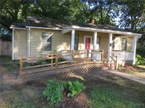 7 Raines Ave, Sandston, VA 23150