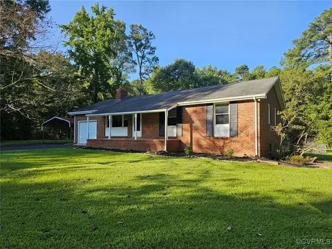 2504 Frankie Ln, Hopewell, VA 23860