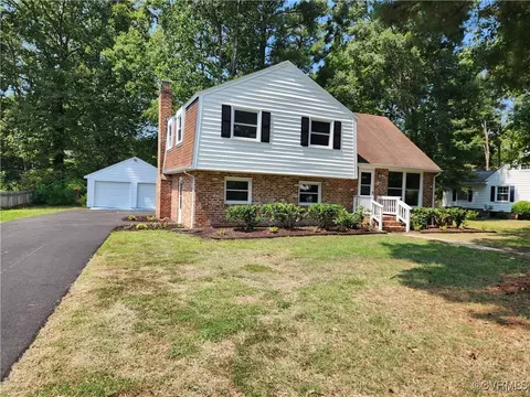1620 Charrington Dr, Midlothian, VA 23113