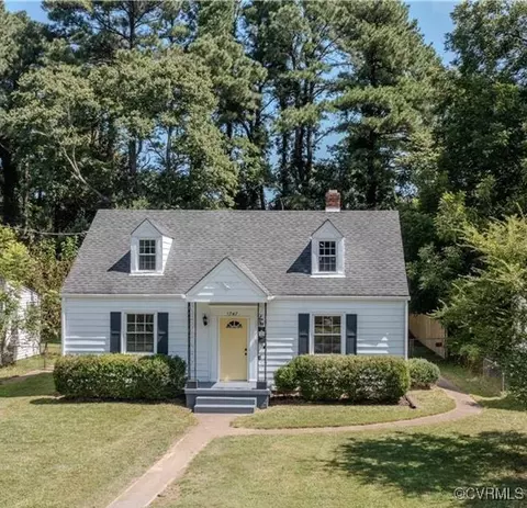 1747 Monticello St, Petersburg, VA 23805