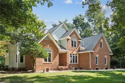 11311 Woodland Pond Pkwy, Chesterfield, VA 23838