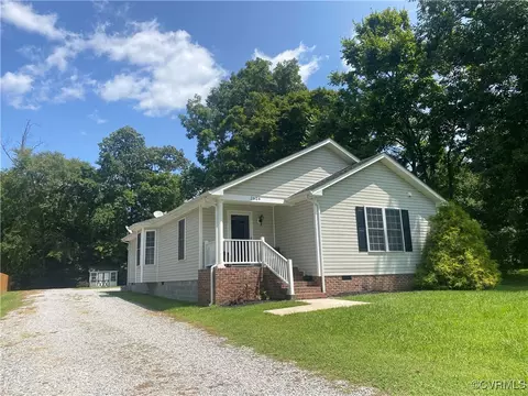 2626 Washington Ave, Victoria, VA 23974