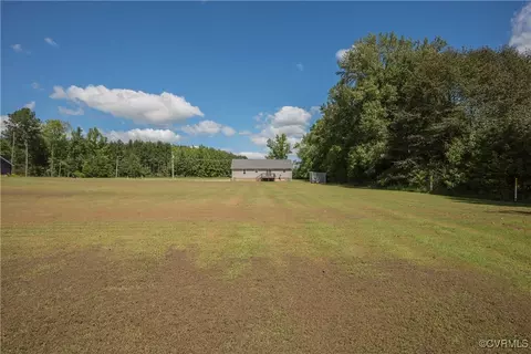 Exterior - 12280 E Quaker Rd, Disputanta, VA 23842 photo 8 of 11