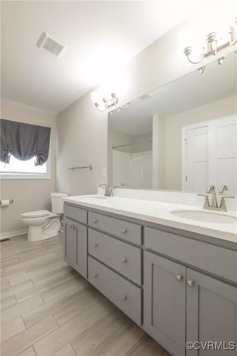 Bath - 12280 E Quaker Rd, Disputanta, VA 23842 photo 1 of 3