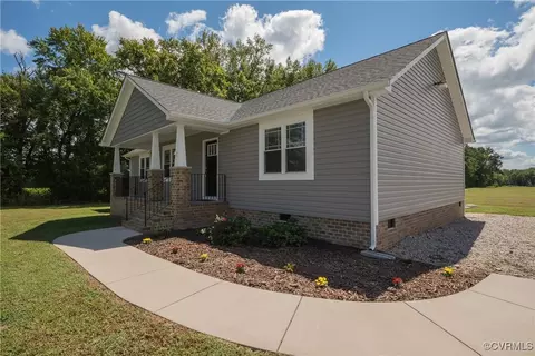Exterior - 12280 E Quaker Rd, Disputanta, VA 23842 photo 2 of 11