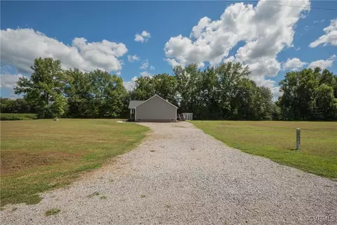 Exterior - 12280 E Quaker Rd, Disputanta, VA 23842 photo 6 of 11