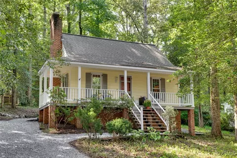5603 Willow Creek Ln, Richmond, VA 23225