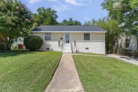836 Augusta Ave, Petersburg, VA 23803