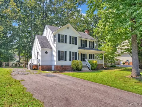 7118 Branched Antler Ct, Midlothian, VA 23112