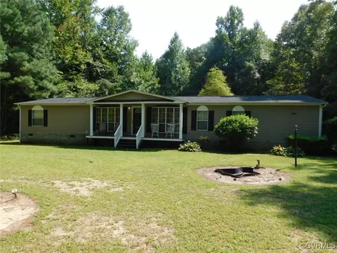 10294 Sussex Dr, Stony Creek, VA 23882