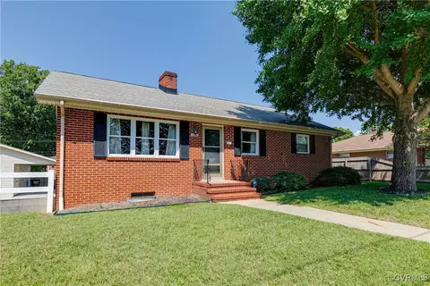3307 Walnut St, Hopewell, VA 23860