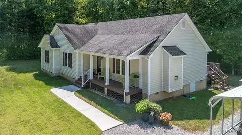 4305 Three Bridge Rd, Powhatan, VA 23139