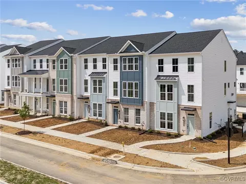 15300 Oasis Sun Aly, Midlothian, VA 23112