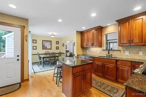 1840 Farringdon Rd, Midlothian, VA 23113 photo 15