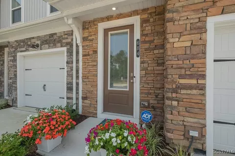 684 Mccormick Farm Dr, Glen Allen, VA 23060