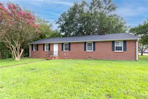 3912 Grovewood Rd, Hopewell, VA 23860