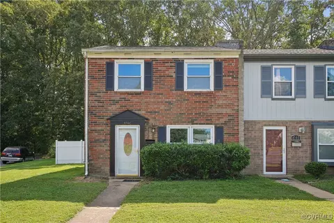 4701 Brimley Pl, North Chesterfield, VA 23234