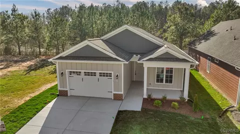 3323 Rock Creek Villa Dr, Quinton, VA 23141