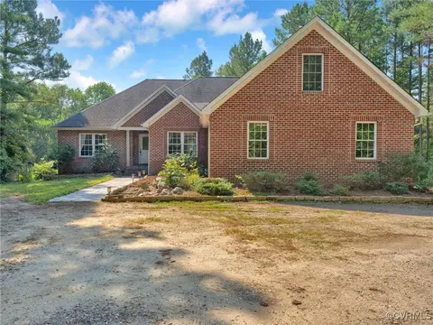 19296 Shumans Rd, Ruther Glen, VA 22546