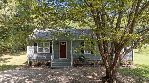 5830 Osterbind Ln, North Chesterfield, VA 23237