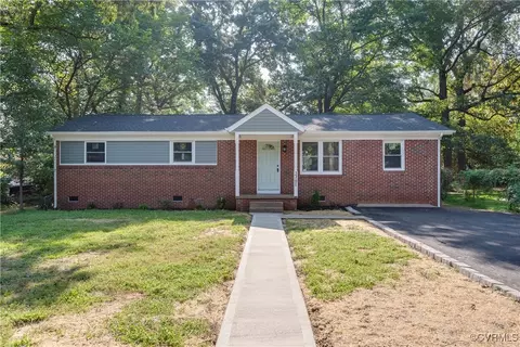 2301 Arcadia Ave, Chester, VA 23831