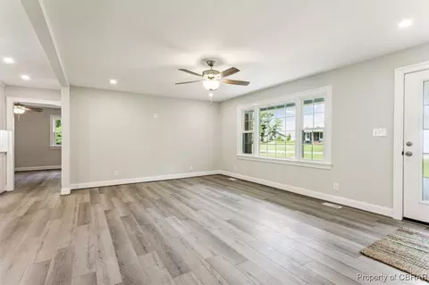 6072 Wiatt St, Gloucester, VA 23061 photo 17