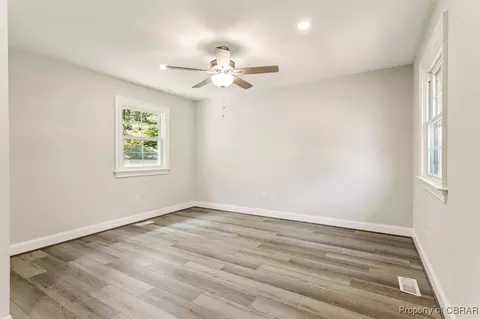 6072 Wiatt St, Gloucester, VA 23061 photo 28