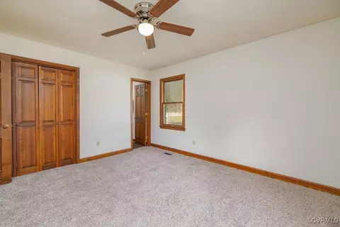 Bedroom - 300 Pine St, Jarratt, VA 23867 photo 5 of 5
