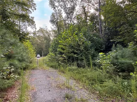 8201 Luton Rd, Chesterfield, VA 23235