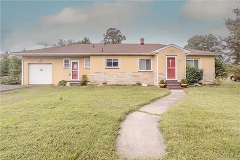 1108 Smithfield Ave, Hopewell, VA 23860