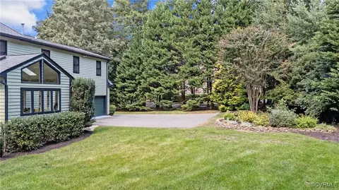 Exterior - 2951 Summerhurst Dr, Midlothian, VA 23113 photo 5 of 11
